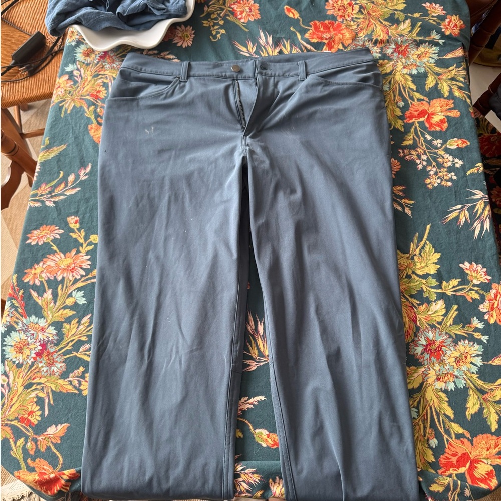 Lululemon Blue/Grey